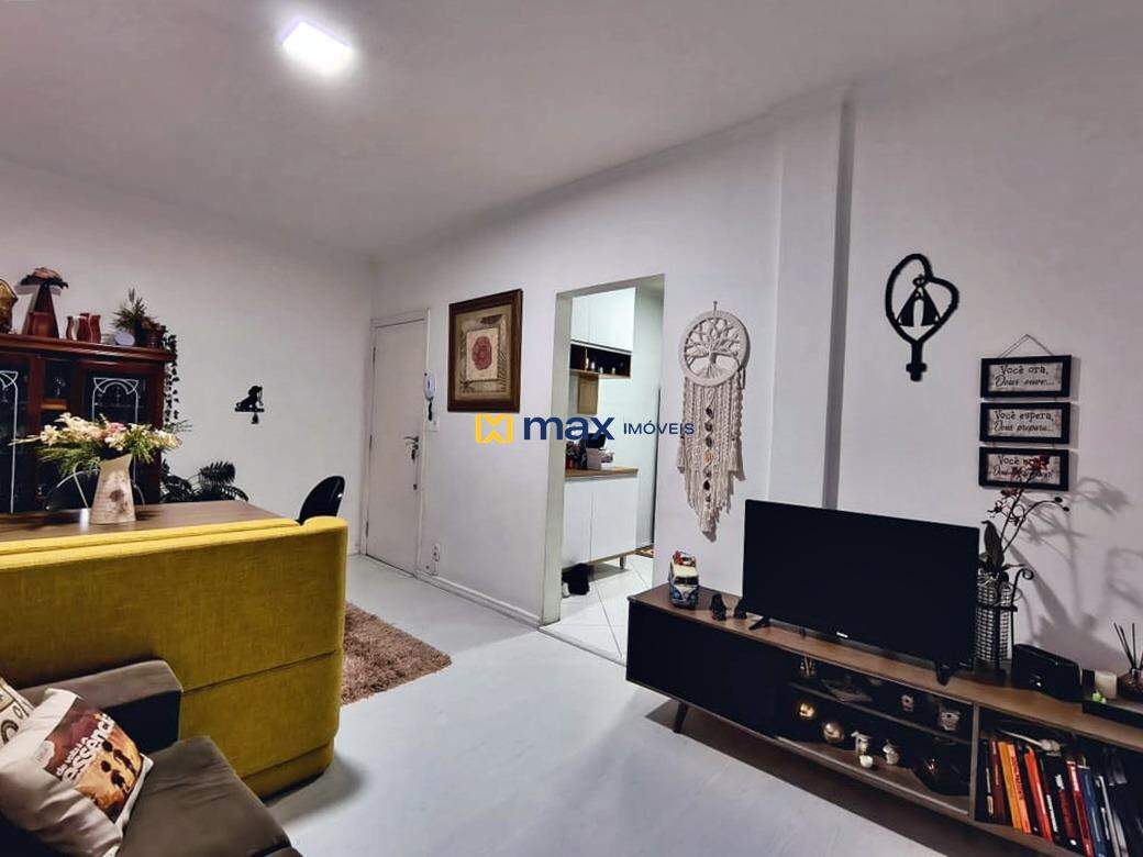 Apartamento à venda no Centro: sala de estar e jantar