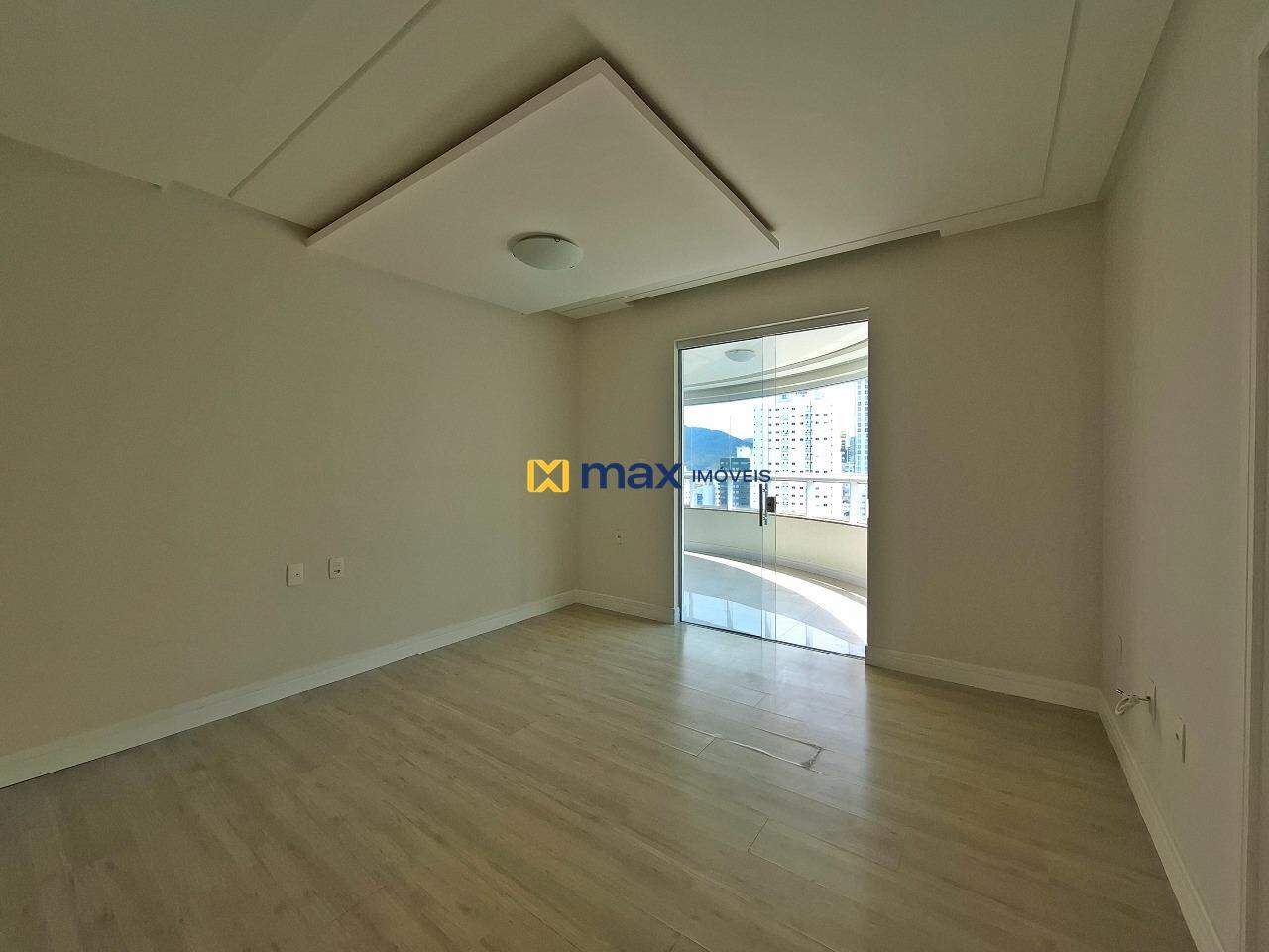 Apartamento à venda no Centro: suíte 1 