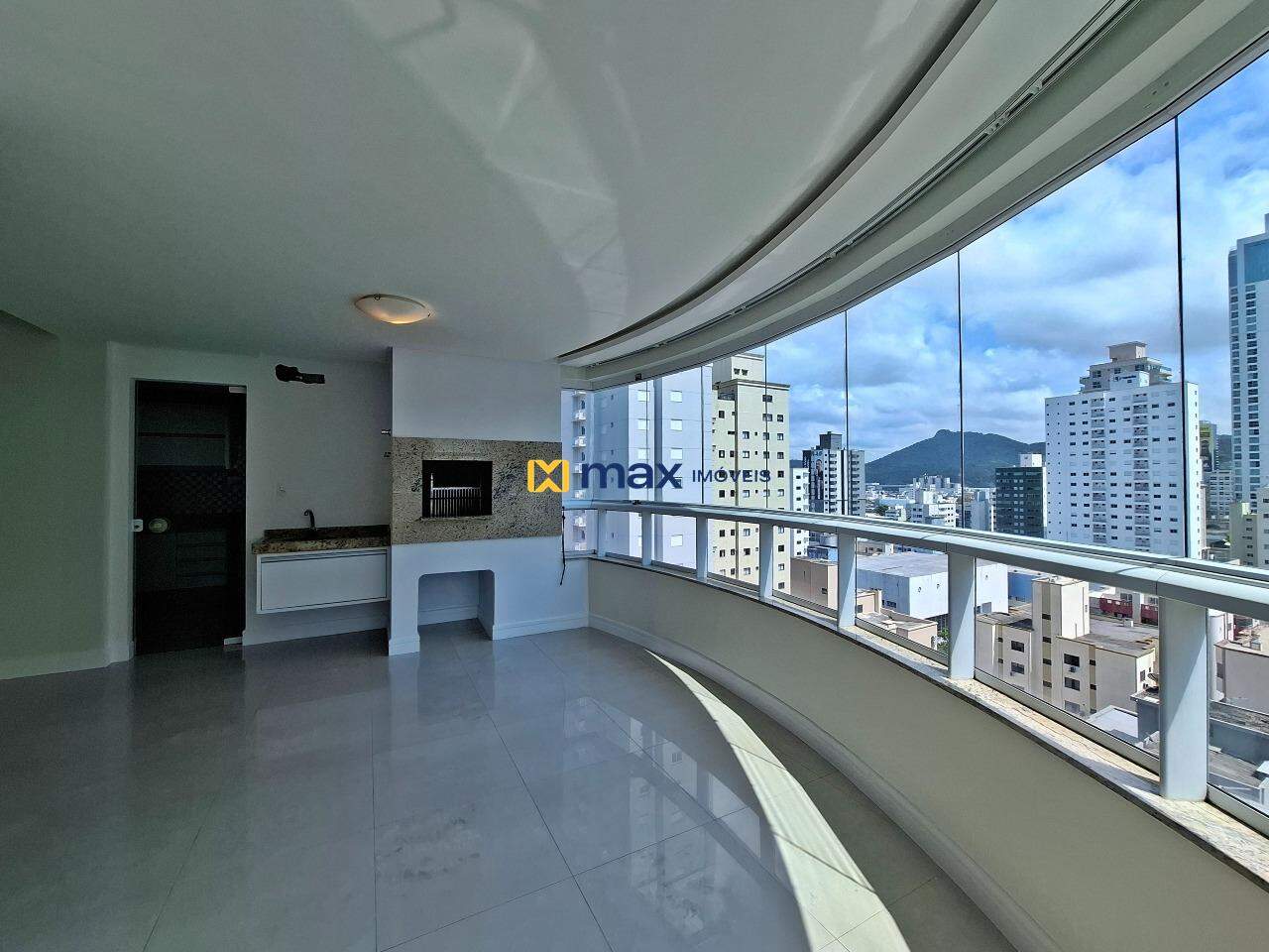 Apartamento à venda no Centro: sacada