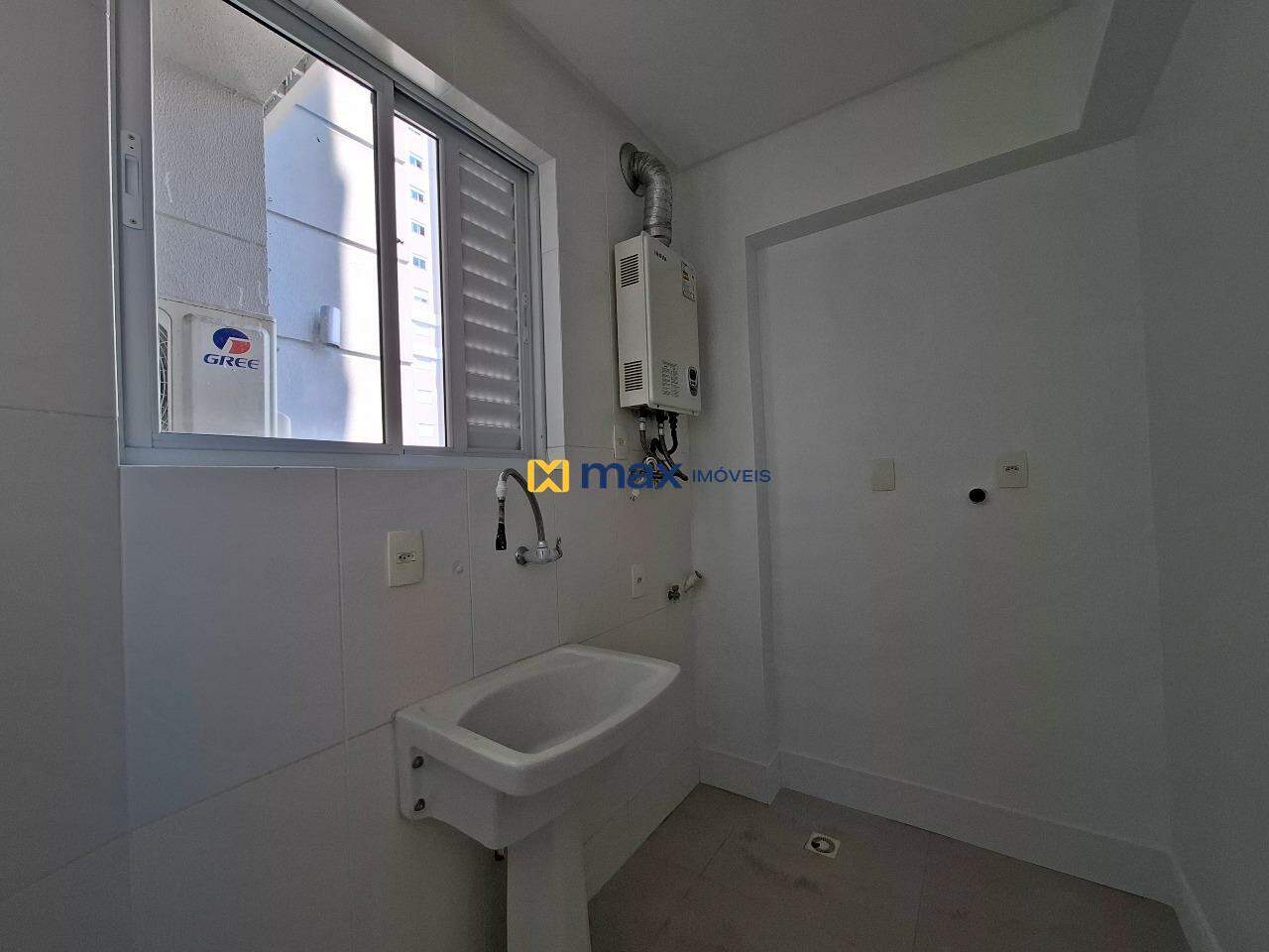 Apartamento à venda no Centro: área de serviço