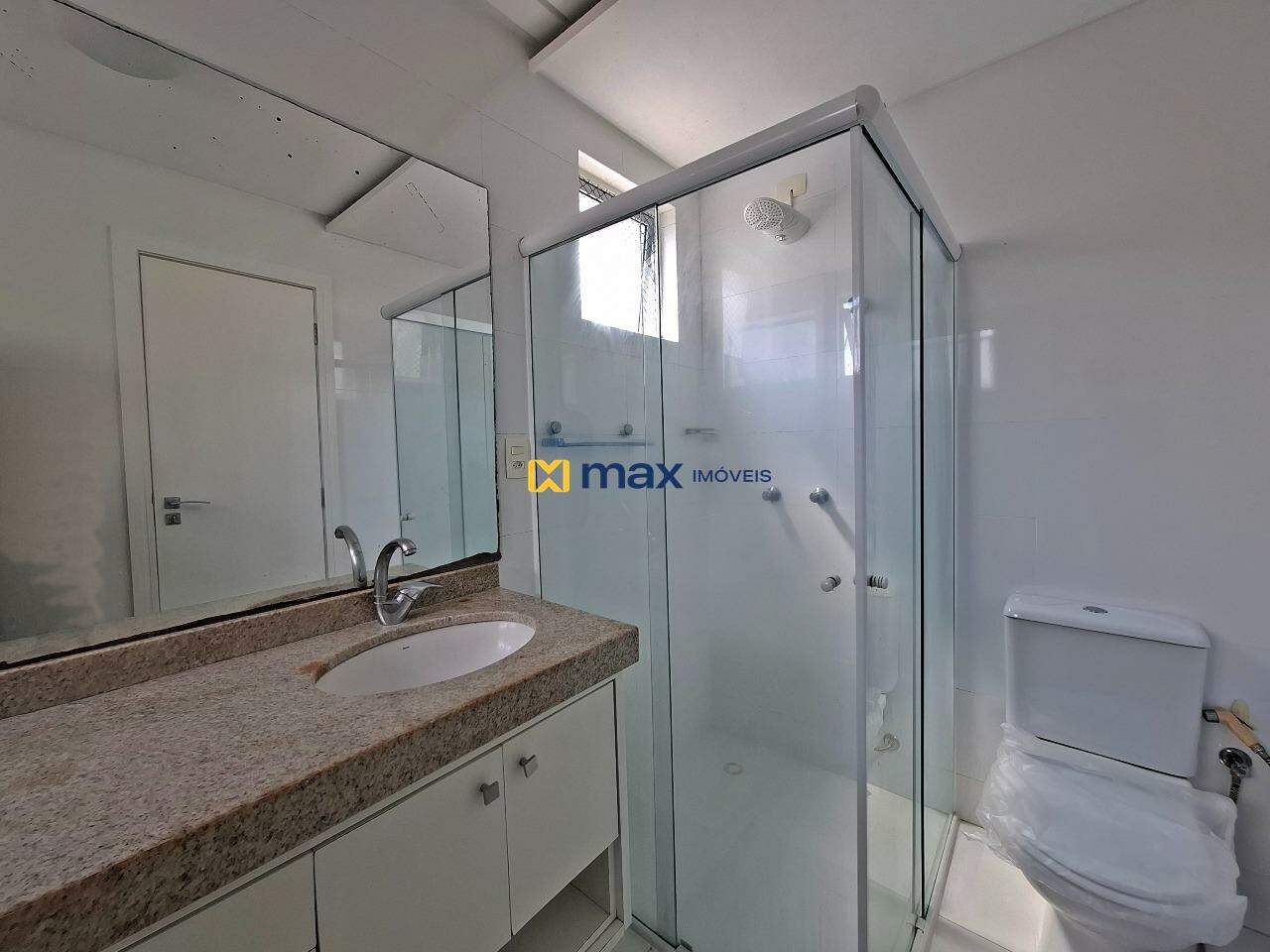 Apartamento à venda no Centro: banheiro suíte 1 