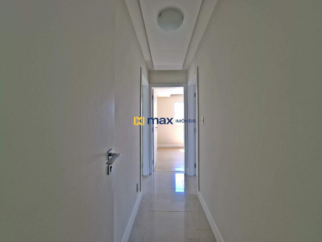 Apartamento à venda no Centro: corredor