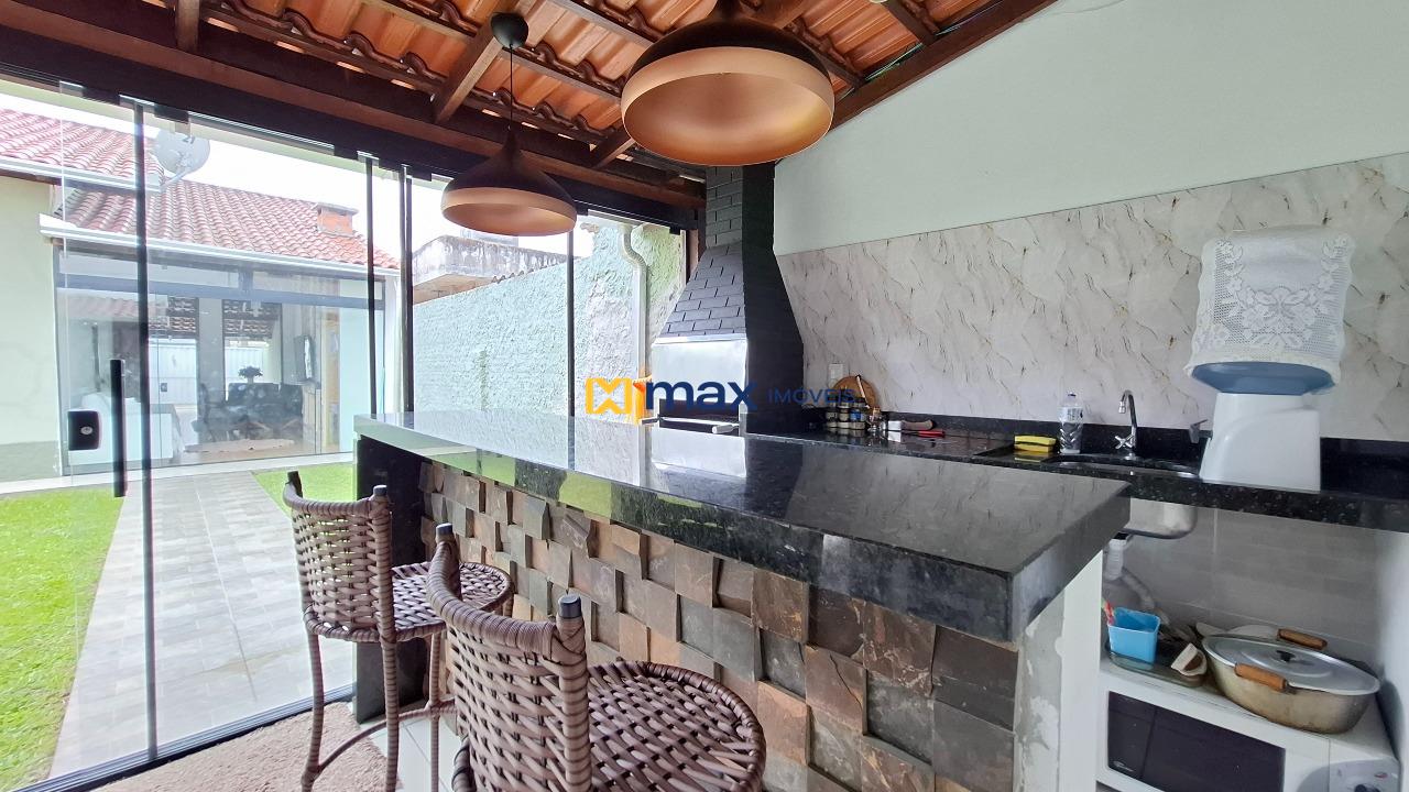 Casa à venda no Cordeiros: Salão de festas