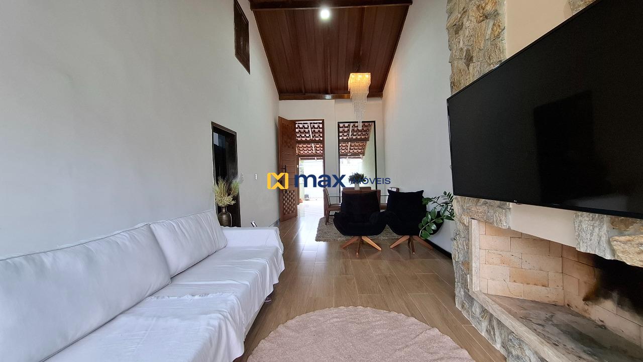 Casa à venda no Cordeiros: Living integrado