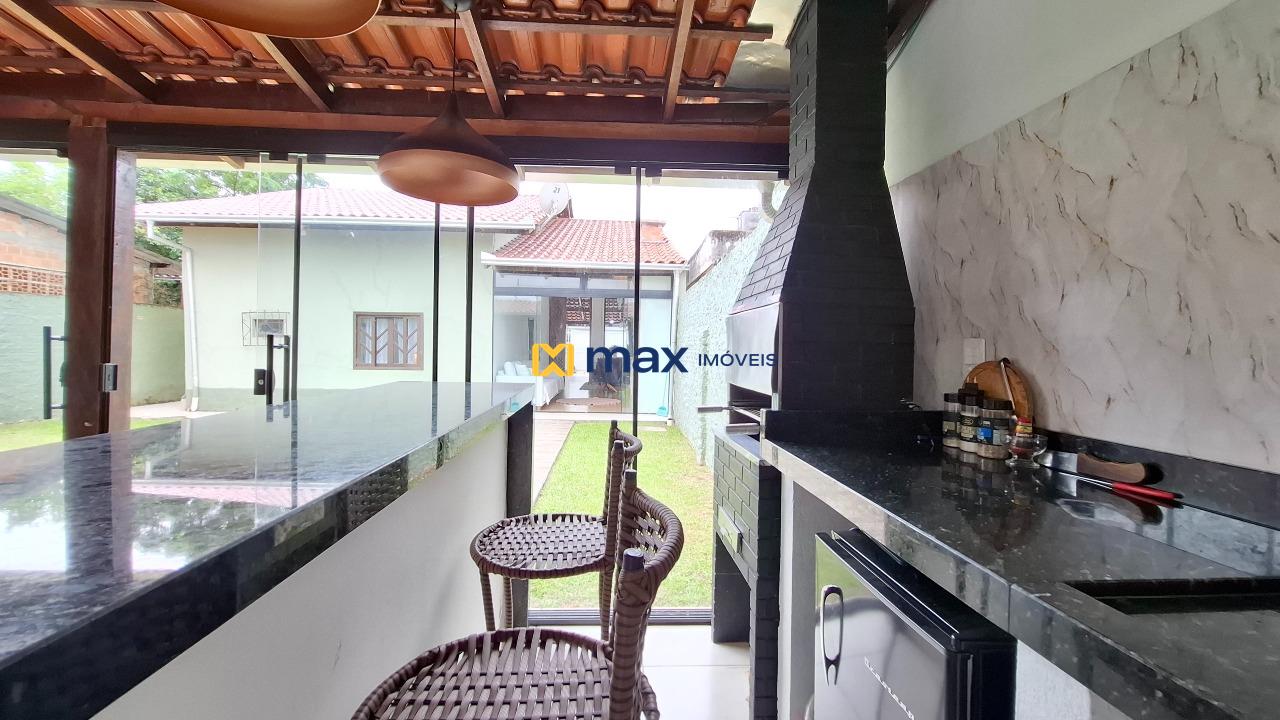 Casa à venda no Cordeiros: Salão de festas