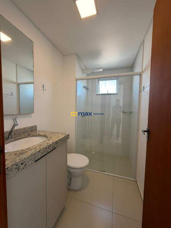 Apartamento para aluguel no Gravatá: Banheiro social 