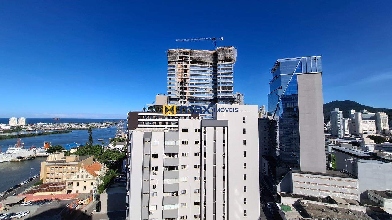 Sala à venda no Centro: Vista