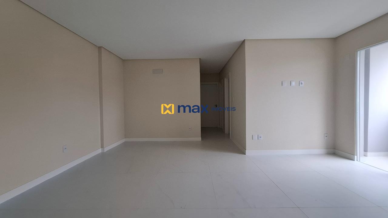 Apartamento à venda no Centro: Living integrado