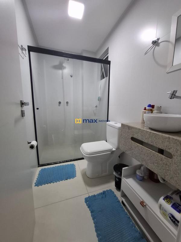 Apartamento à venda no Gravatá: Banheiro social