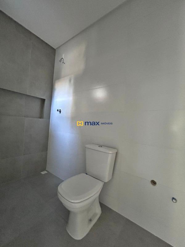 Apartamento à venda no Cordeiros: Banheiro Suíte