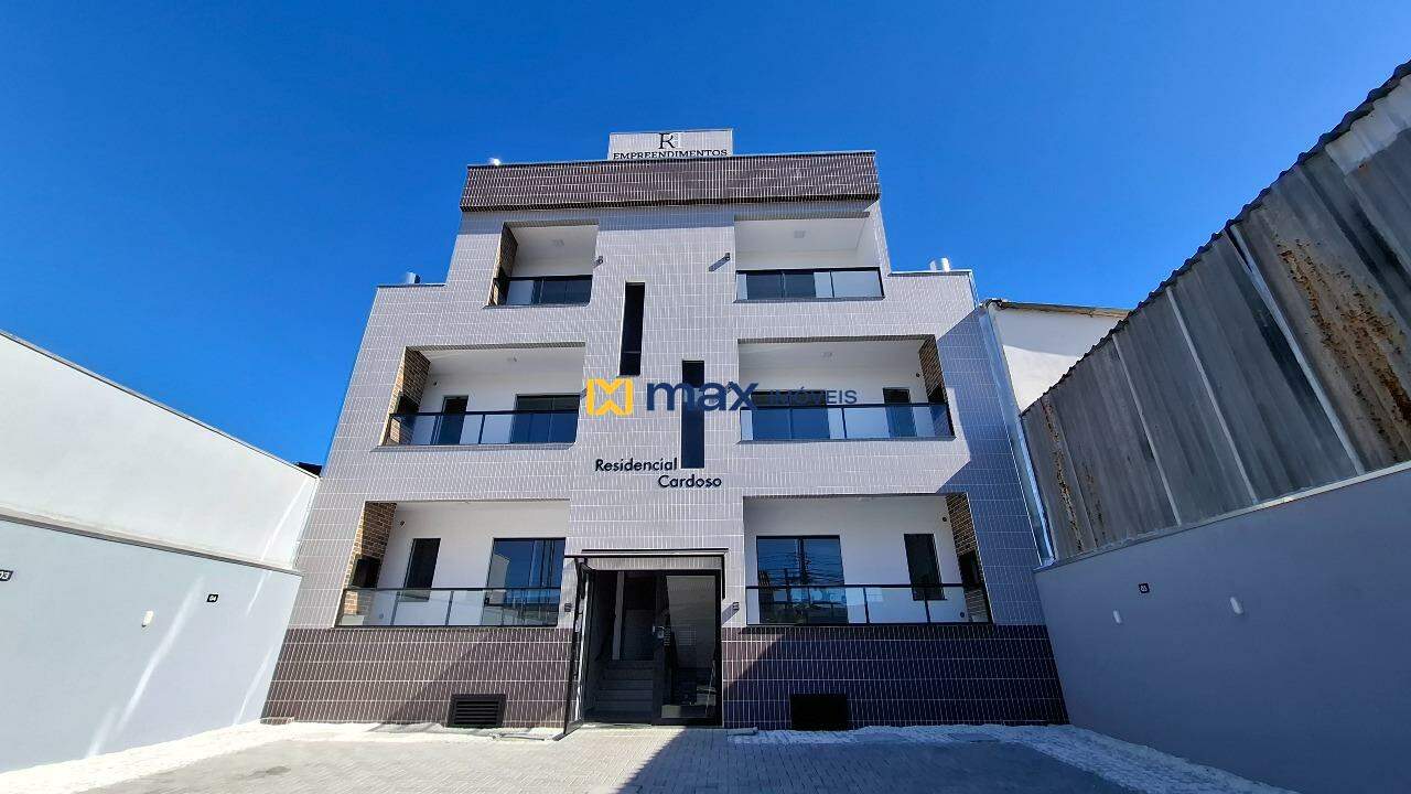 Apartamento à venda no Cordeiros: Fachada
