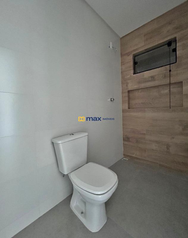 Apartamento à venda no Cordeiros: Banheiro Social 