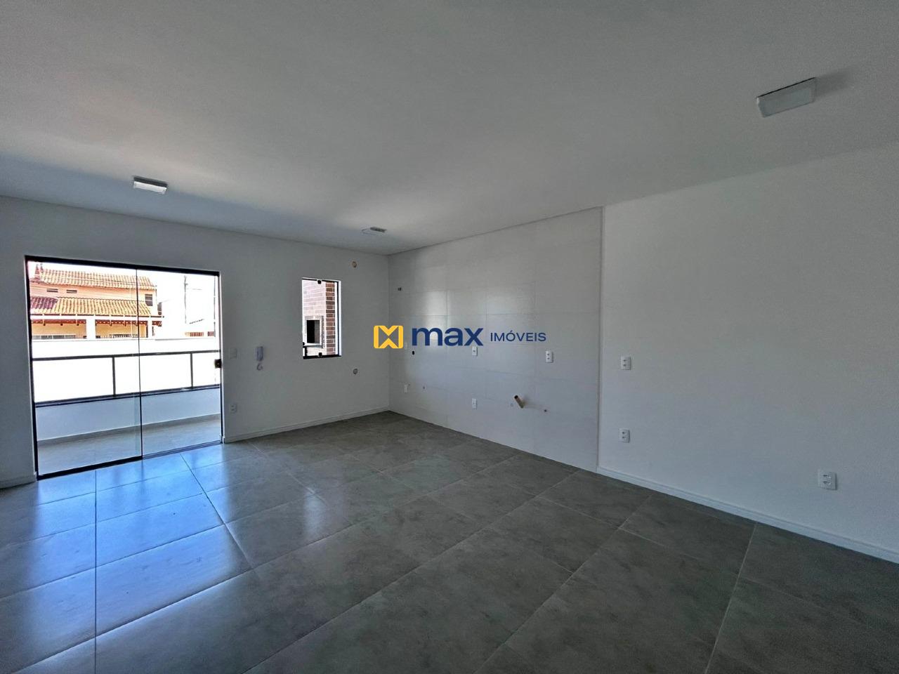 Apartamento à venda no Cordeiros: Living 