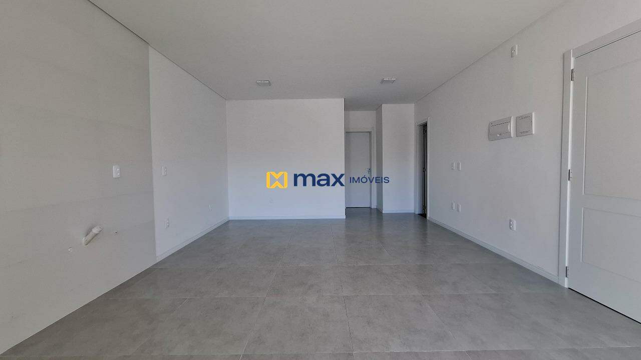 Apartamento à venda no Cordeiros: Living integrado