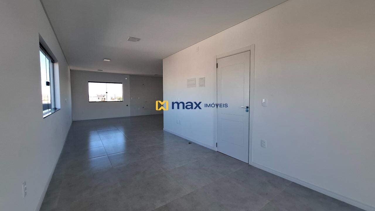 Apartamento à venda no Cordeiros: Living integrado