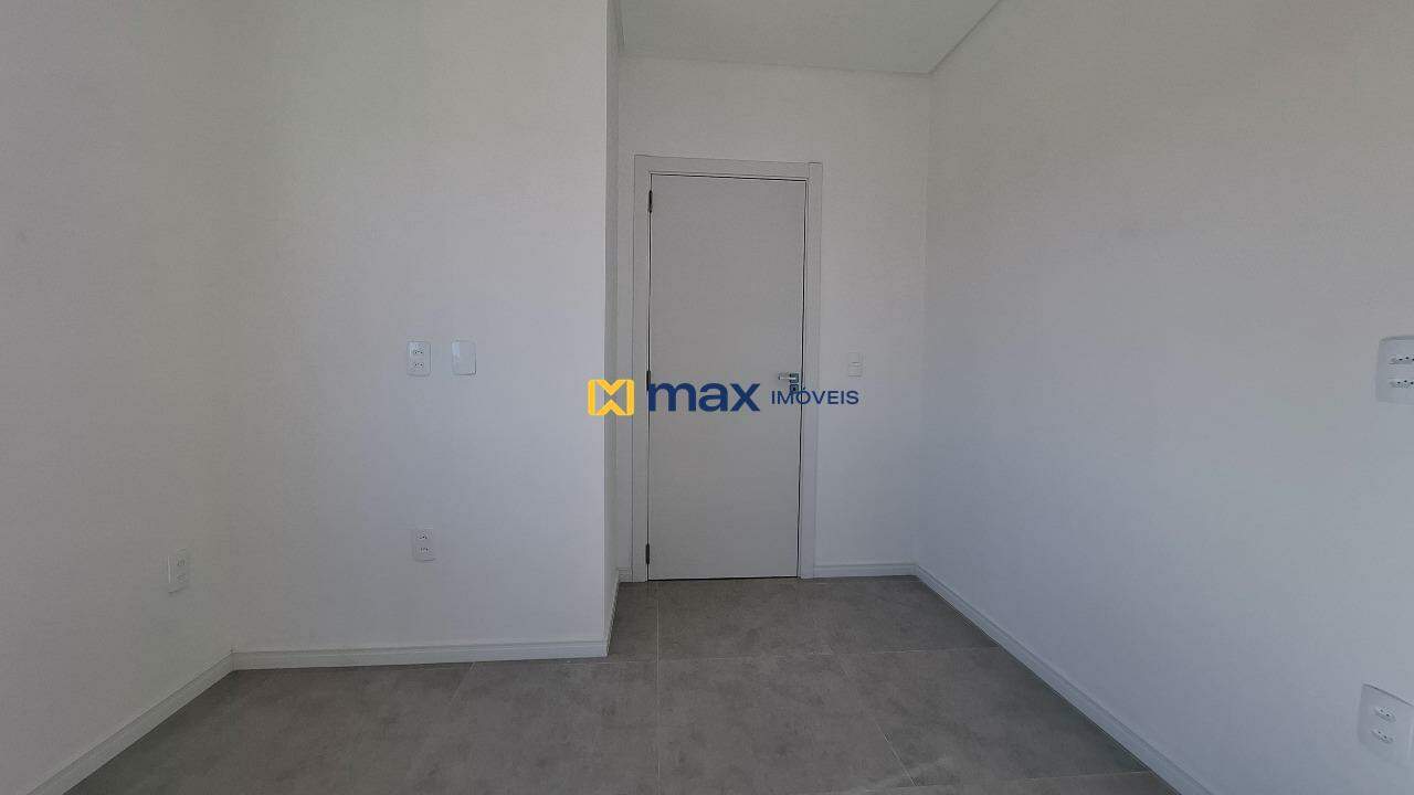 Apartamento à venda no Cordeiros: Suíte 2