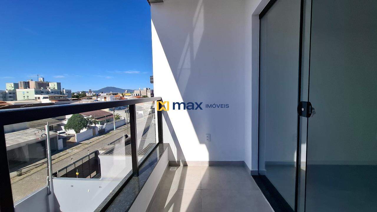 Apartamento à venda no Cordeiros: Sacada