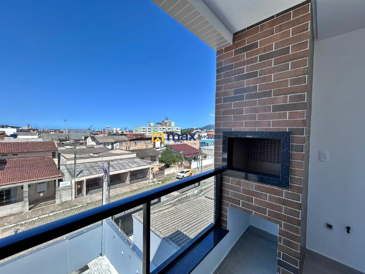 Apartamento à venda no Cordeiros: 