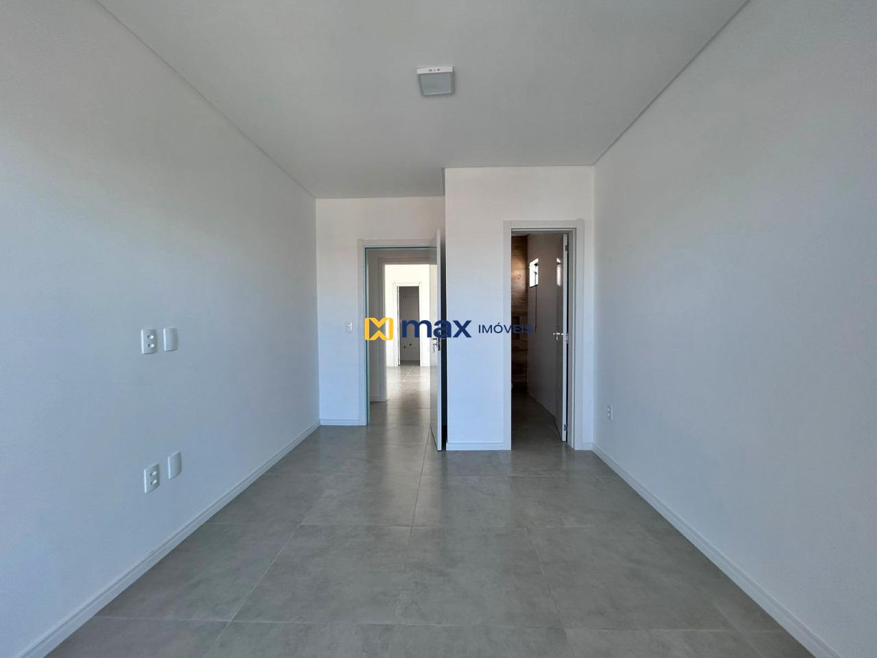 Apartamento à venda no Cordeiros: 