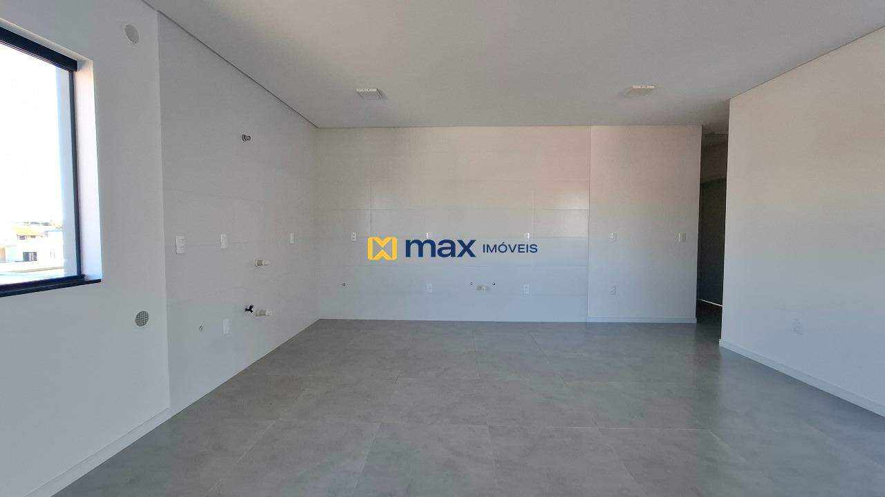 Apartamento à venda no Cordeiros: Living integrado