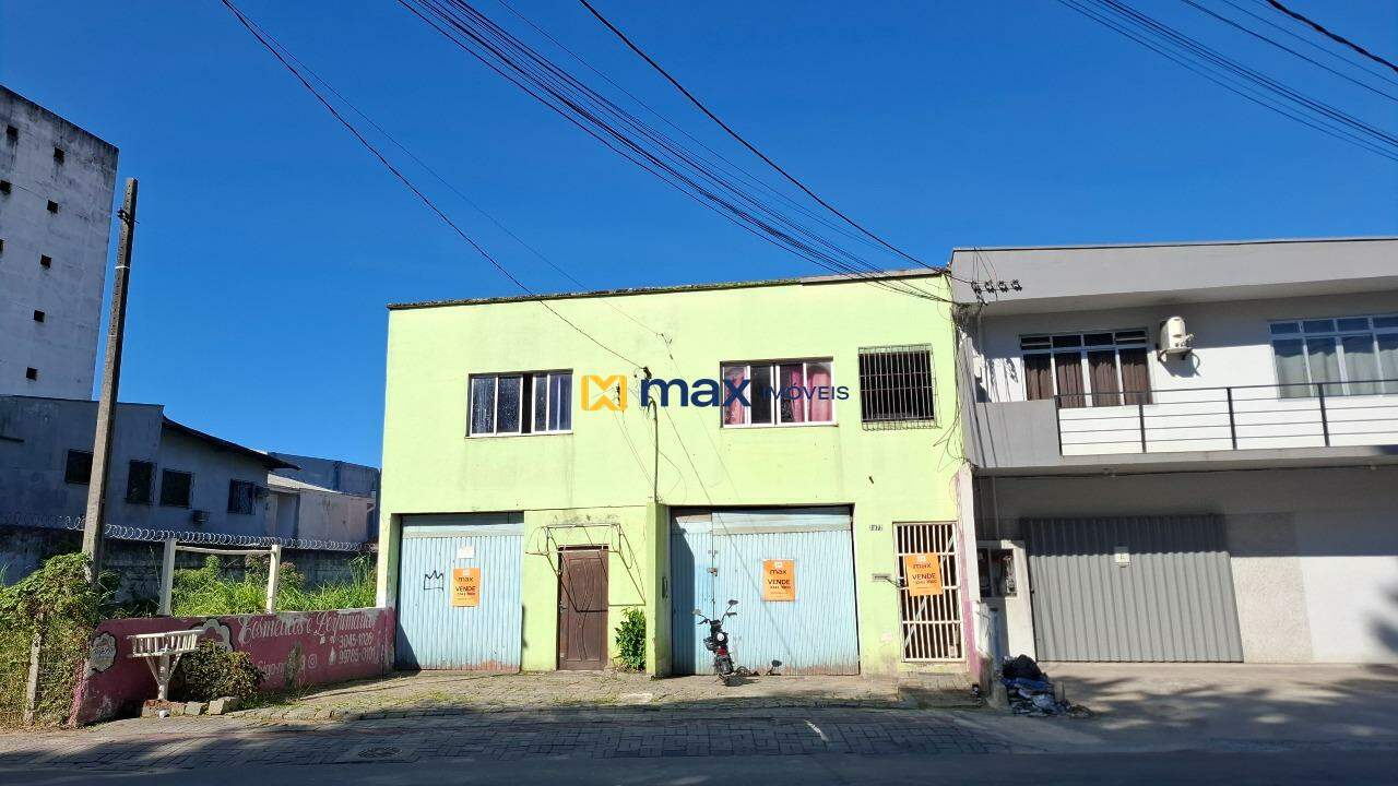 Terreno à venda no São João: Terreno