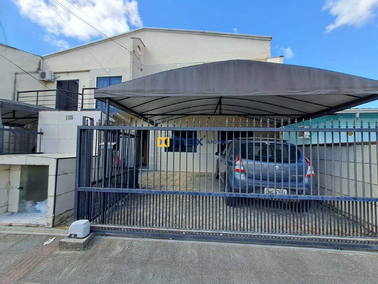Apartamento para aluguel no Centro: Fachada garagem
