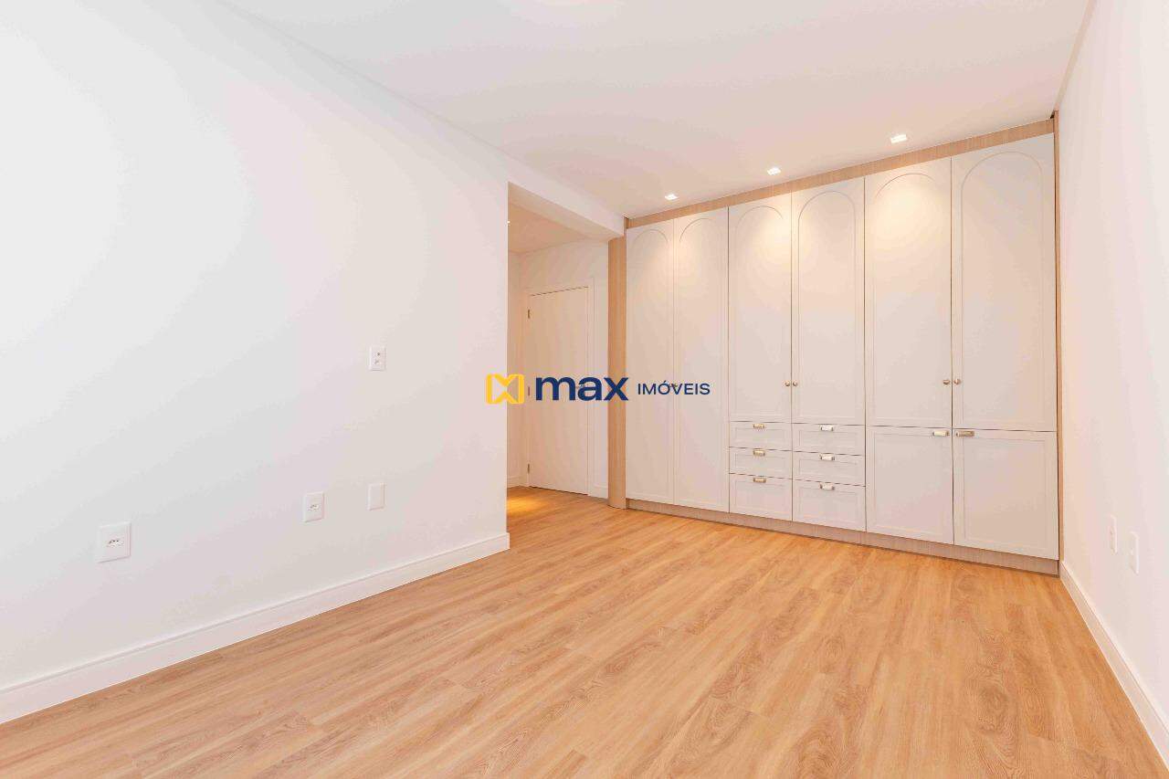 Apartamento para aluguel no Centro: Suíte 3