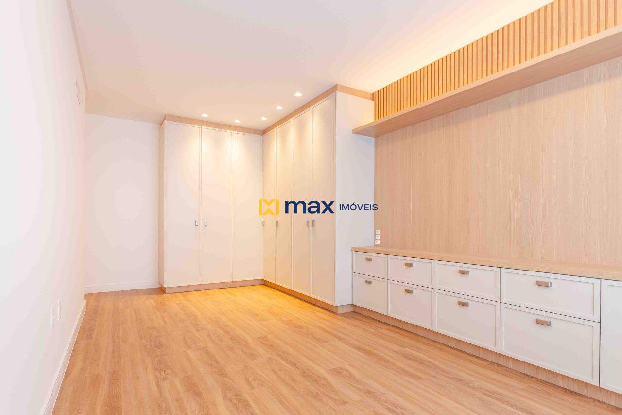 Apartamento para aluguel no Centro: Suíte 2