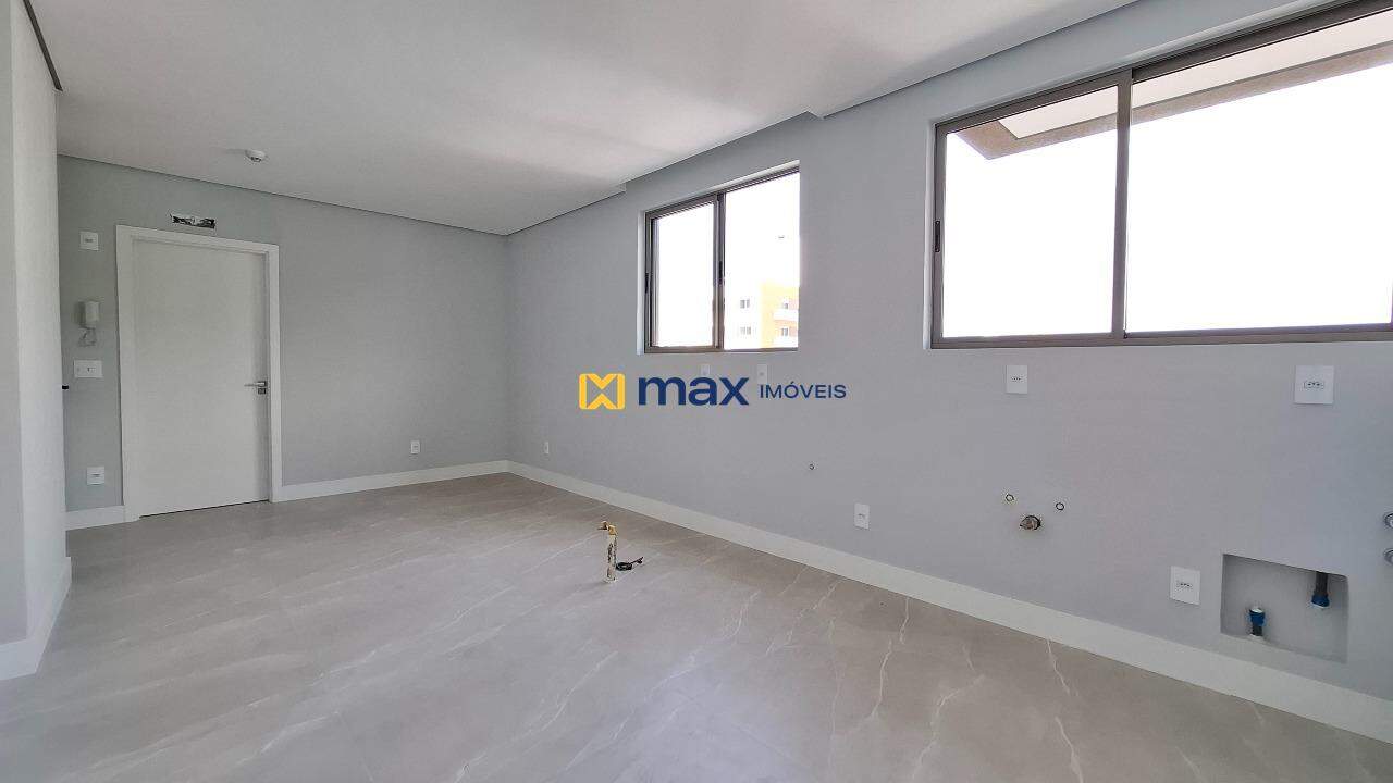 Apartamento à venda no Centro: Living integrado