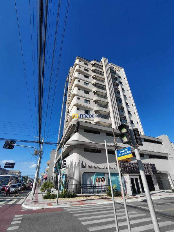 Apartamento para aluguel no Centro: Fachada