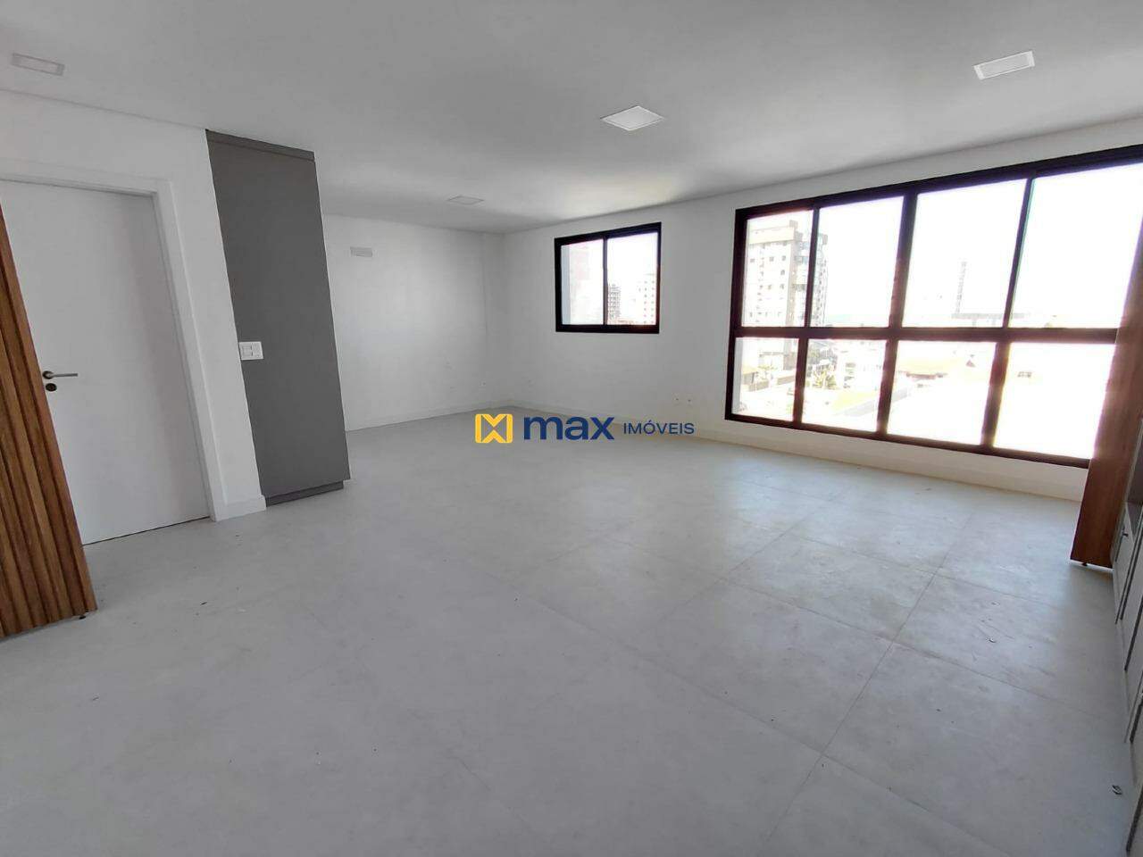 Apartamento para aluguel no Centro: 