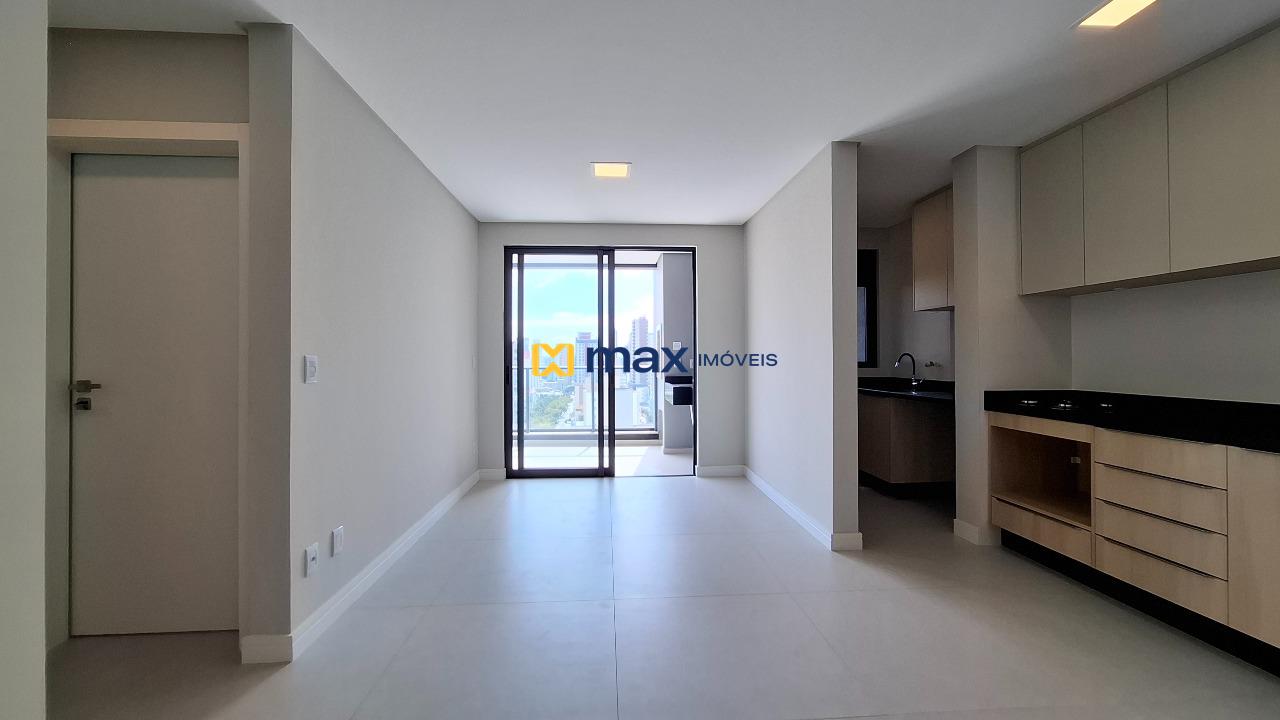 Apartamento à venda no Centro: Living integrado