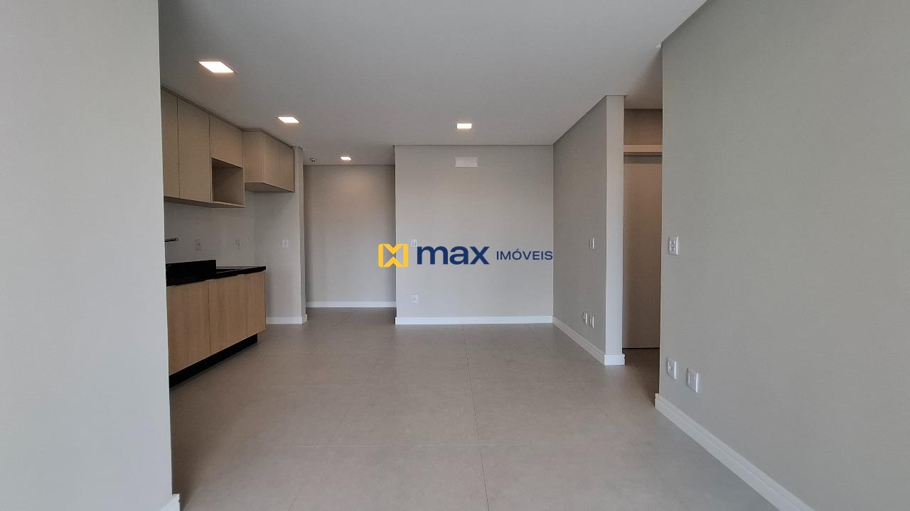 Apartamento à venda no Centro: Living integrado