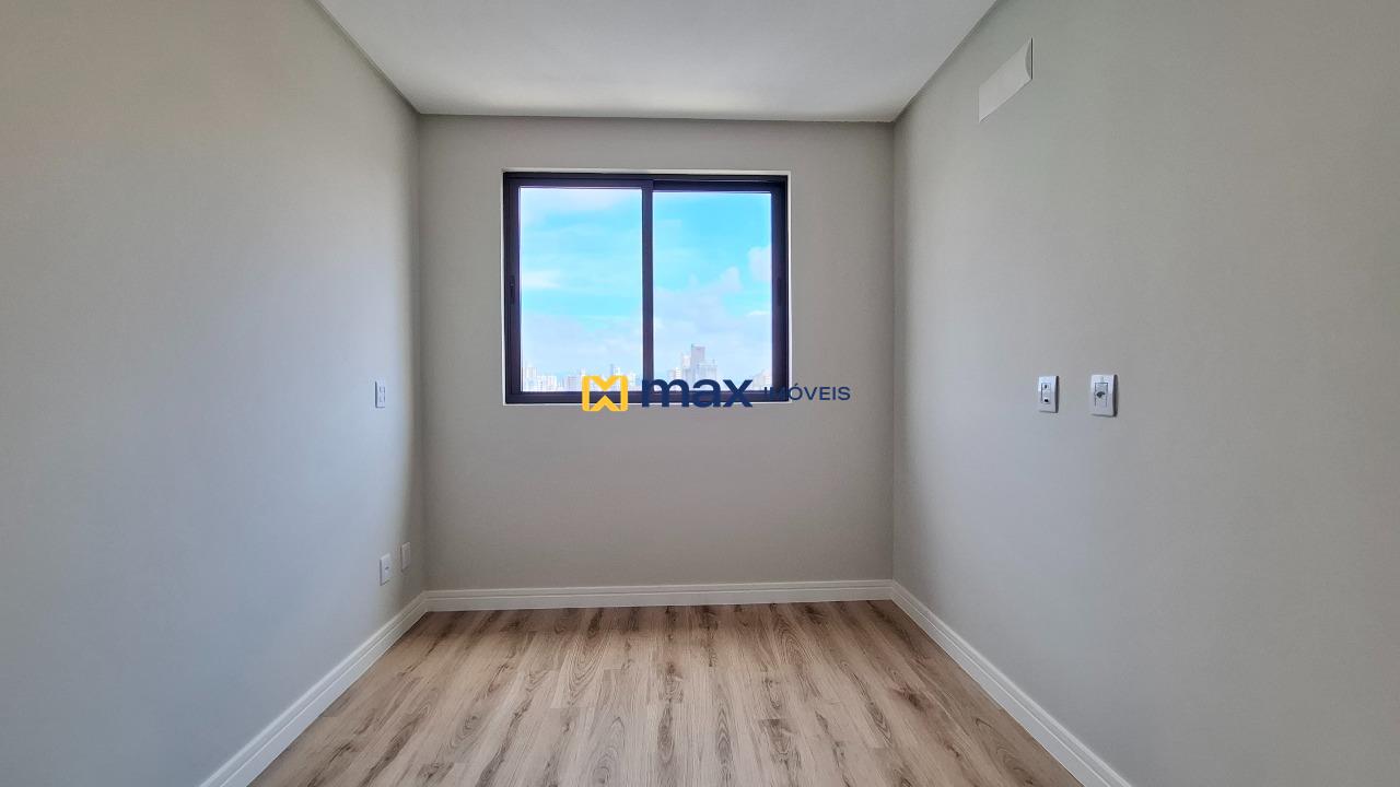 Apartamento à venda no Centro: Suíte 2