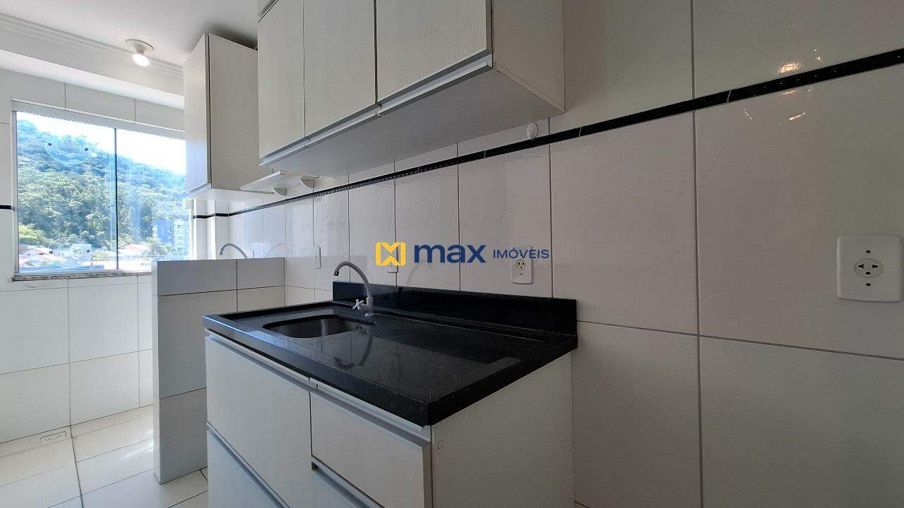 Apartamento à venda no Fazendinha: Cozinha