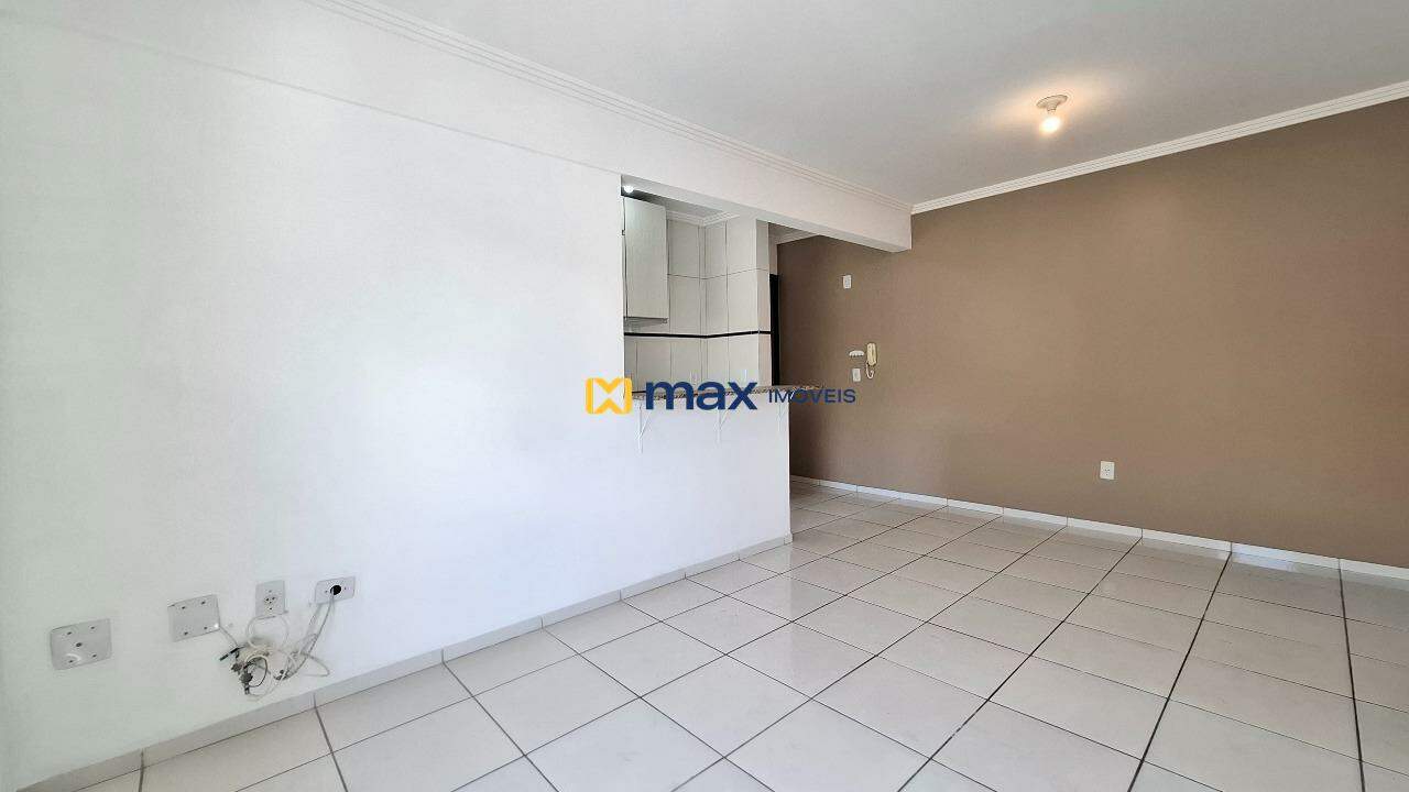 Apartamento à venda no Fazendinha: Living integrado