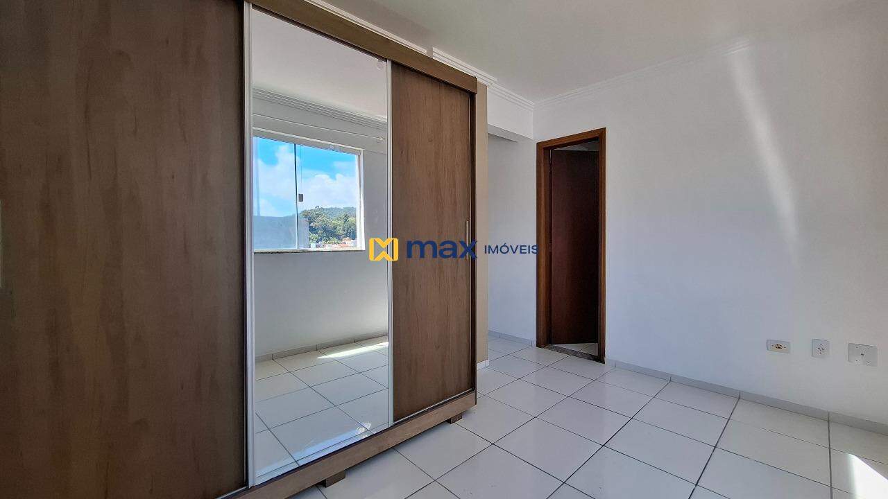 Apartamento à venda no Fazendinha: Suíte