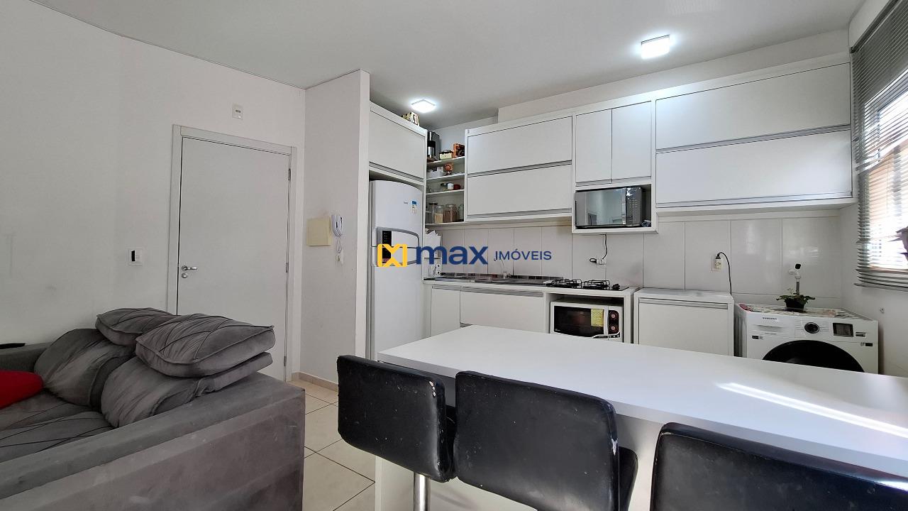 Apartamento à venda no Itaipava: Living integrado