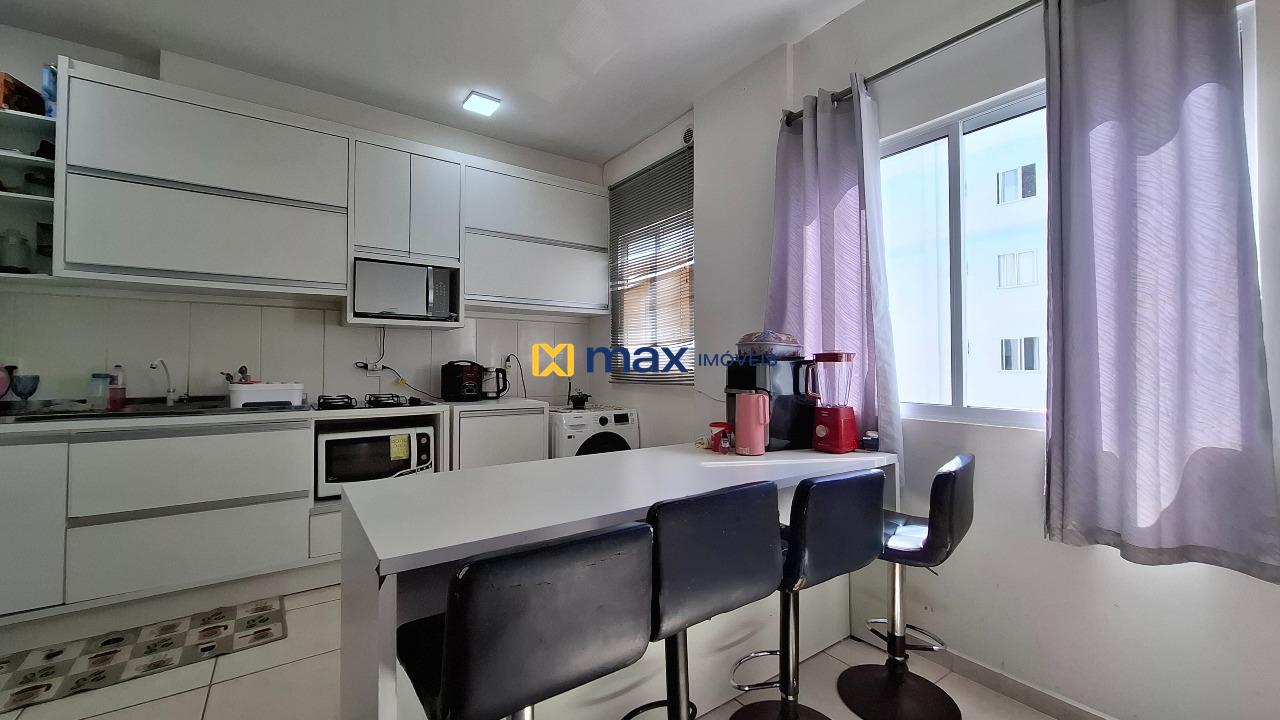 Apartamento à venda no Itaipava: Living integrado