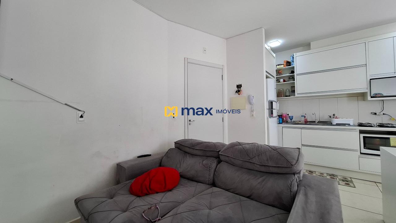 Apartamento à venda no Itaipava: Living integrado