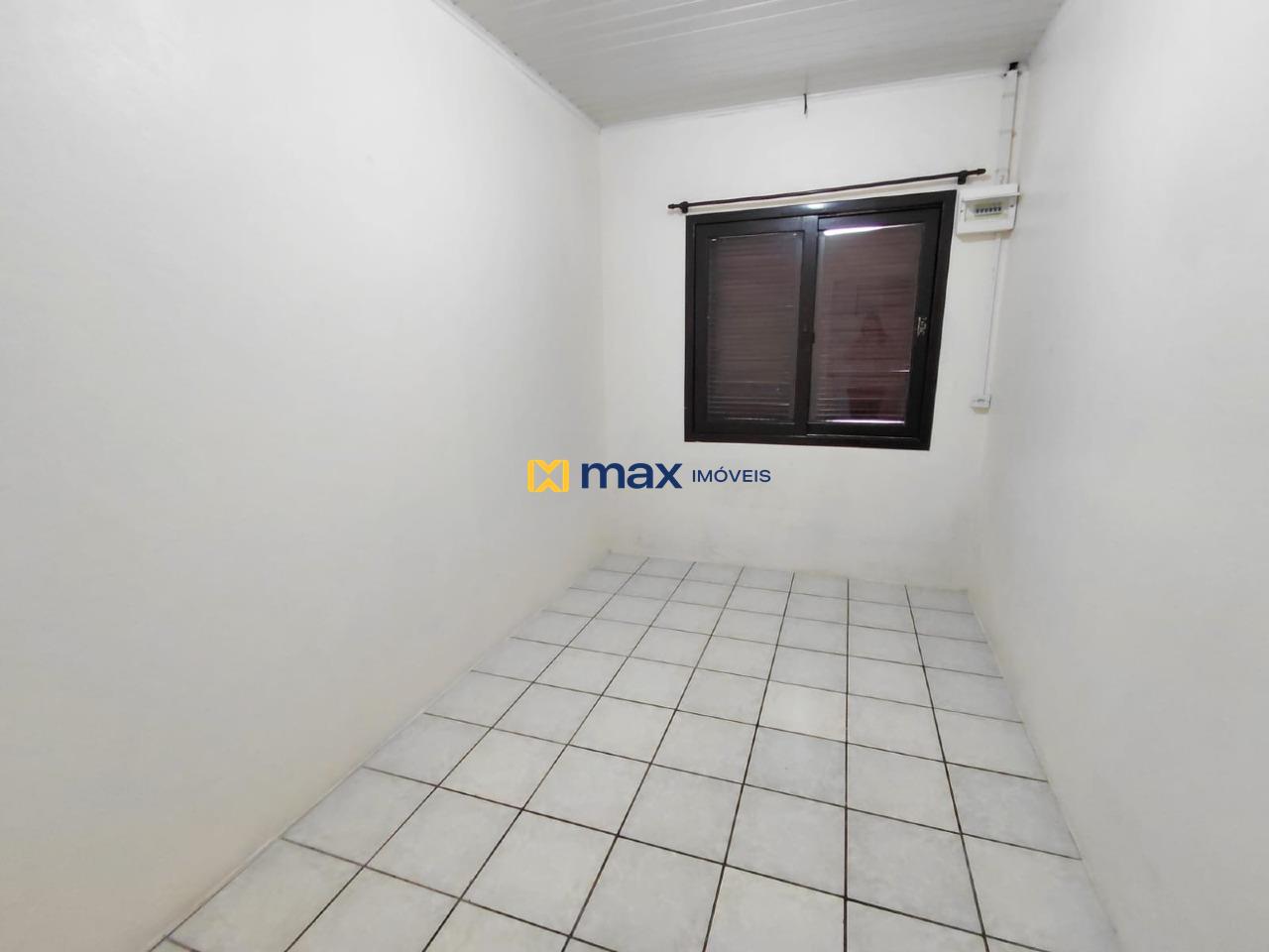 Casa para aluguel no Meia Praia: 