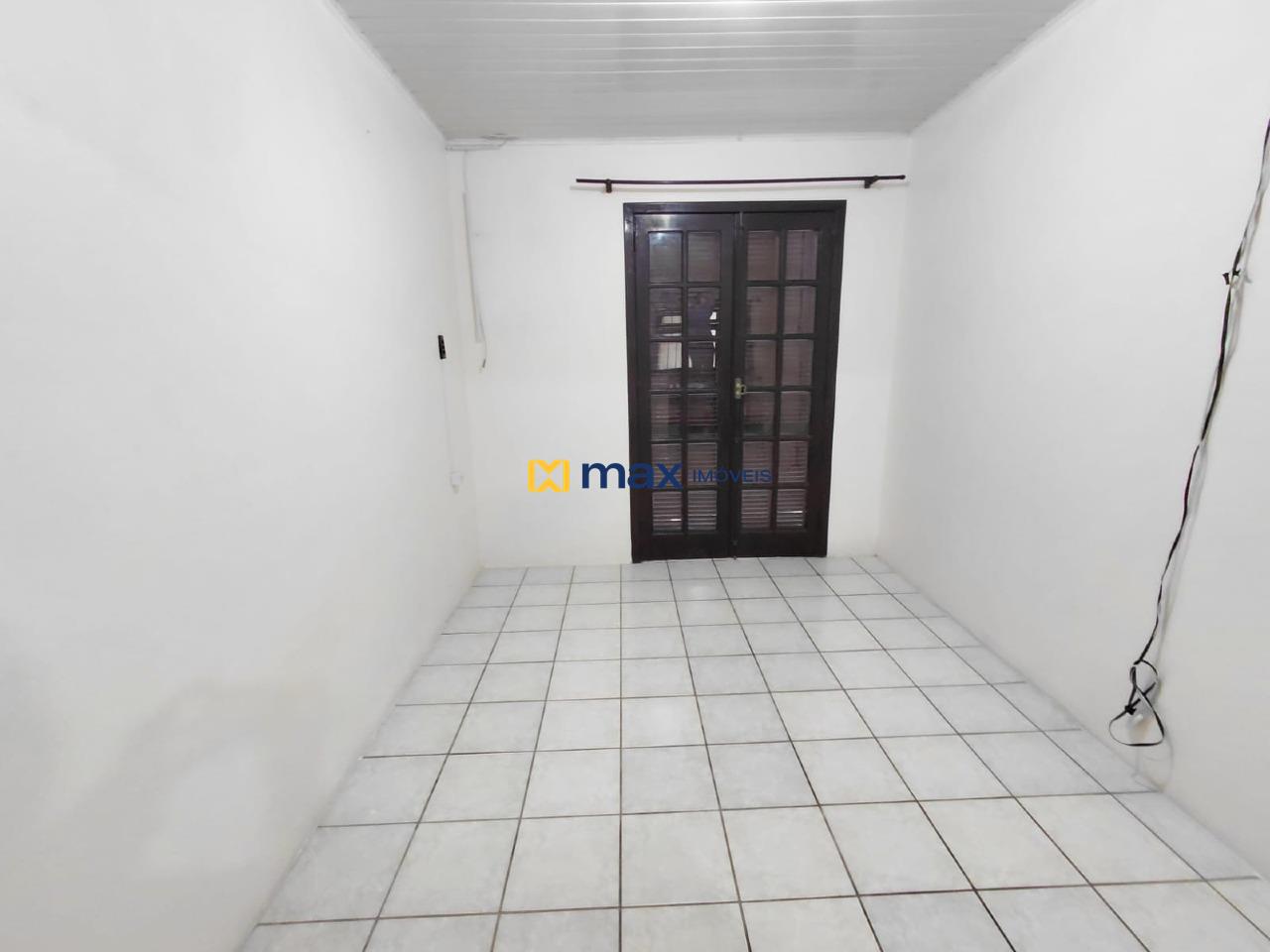 Casa para aluguel no Meia Praia: 