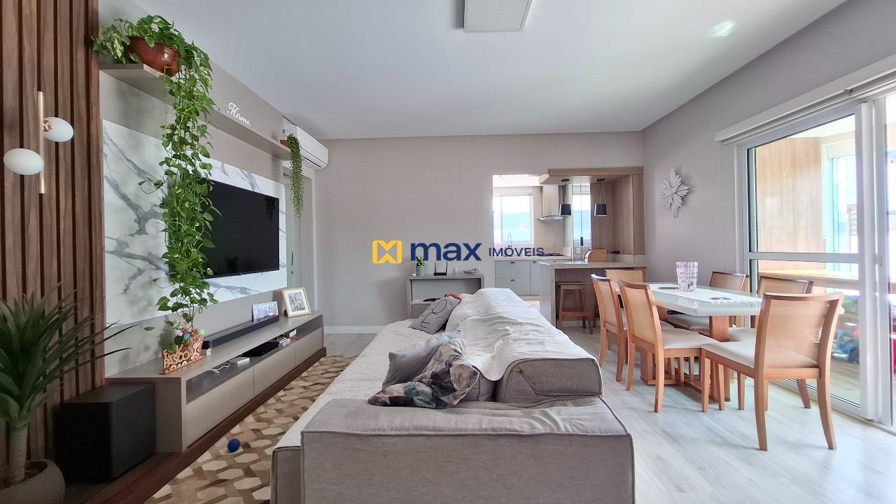 Apartamento à venda no Centro: Living integrado