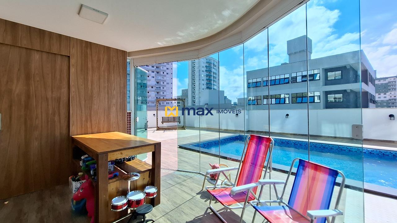 Apartamento à venda no Centro: Sacada com churrasqueira