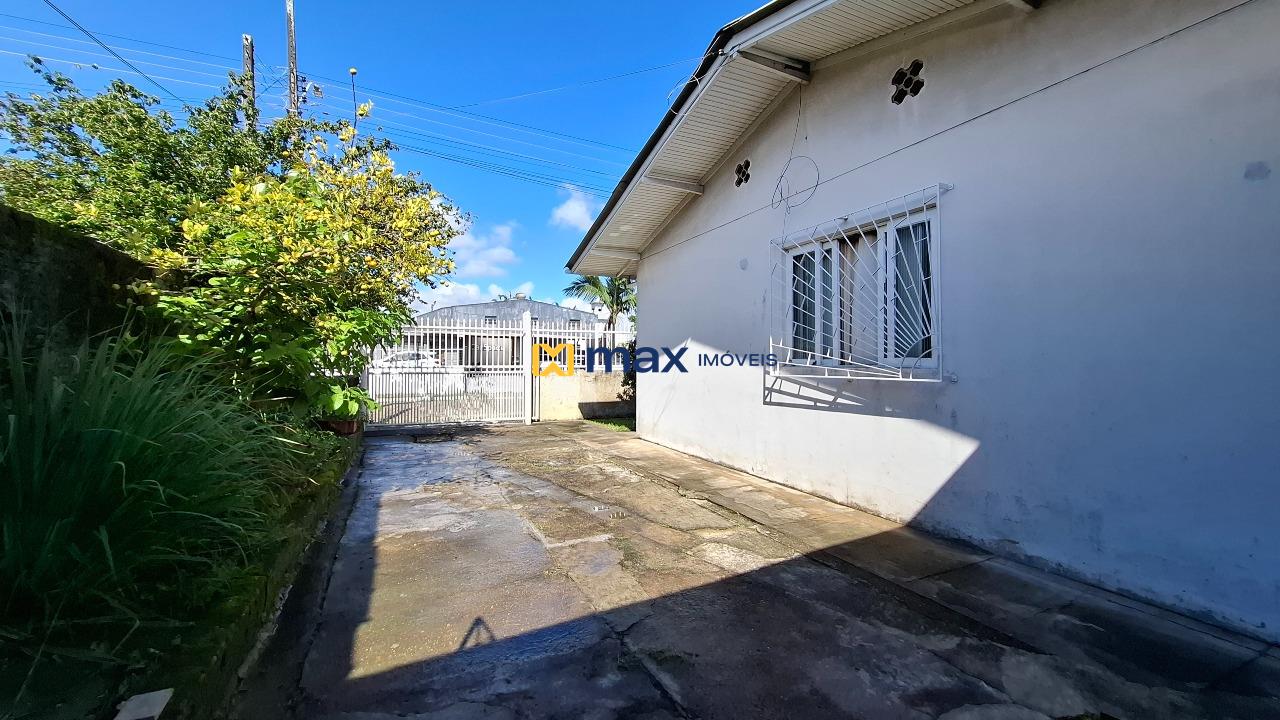 Casa à venda no Barra do Rio: Área externa