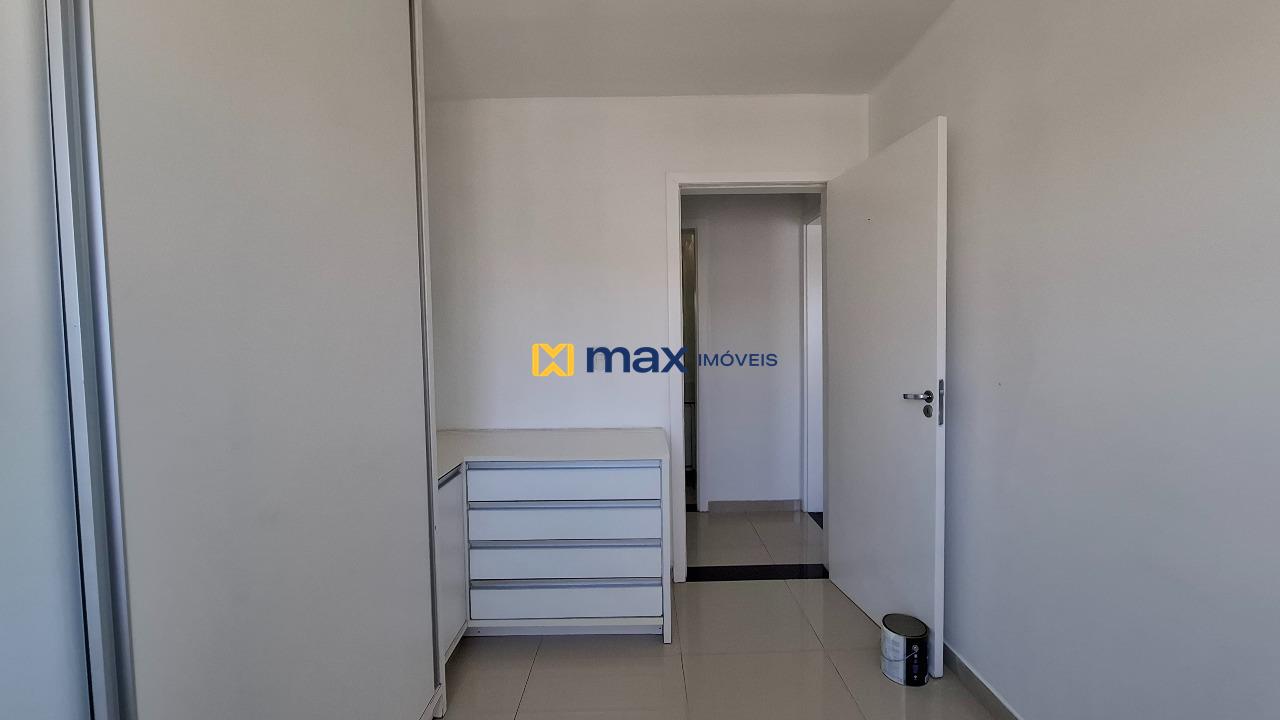 Apartamento para aluguel no Espinheiros: Quarto