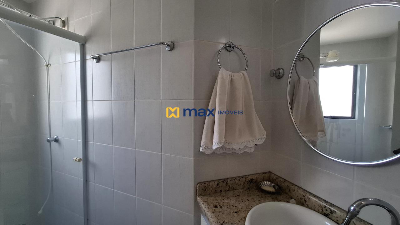 Apartamento para aluguel no Fazenda: Banheiro de serviço