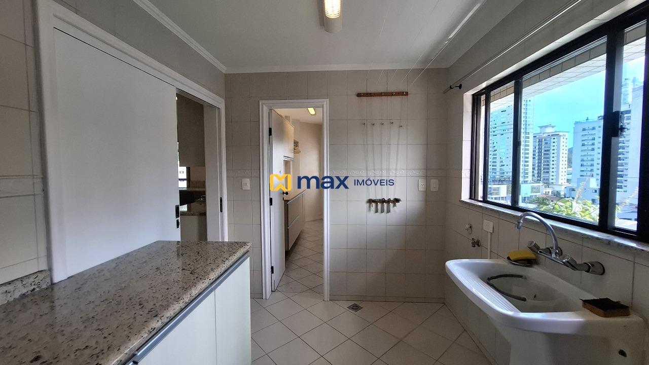 Apartamento para aluguel no Fazenda: Lavanderia