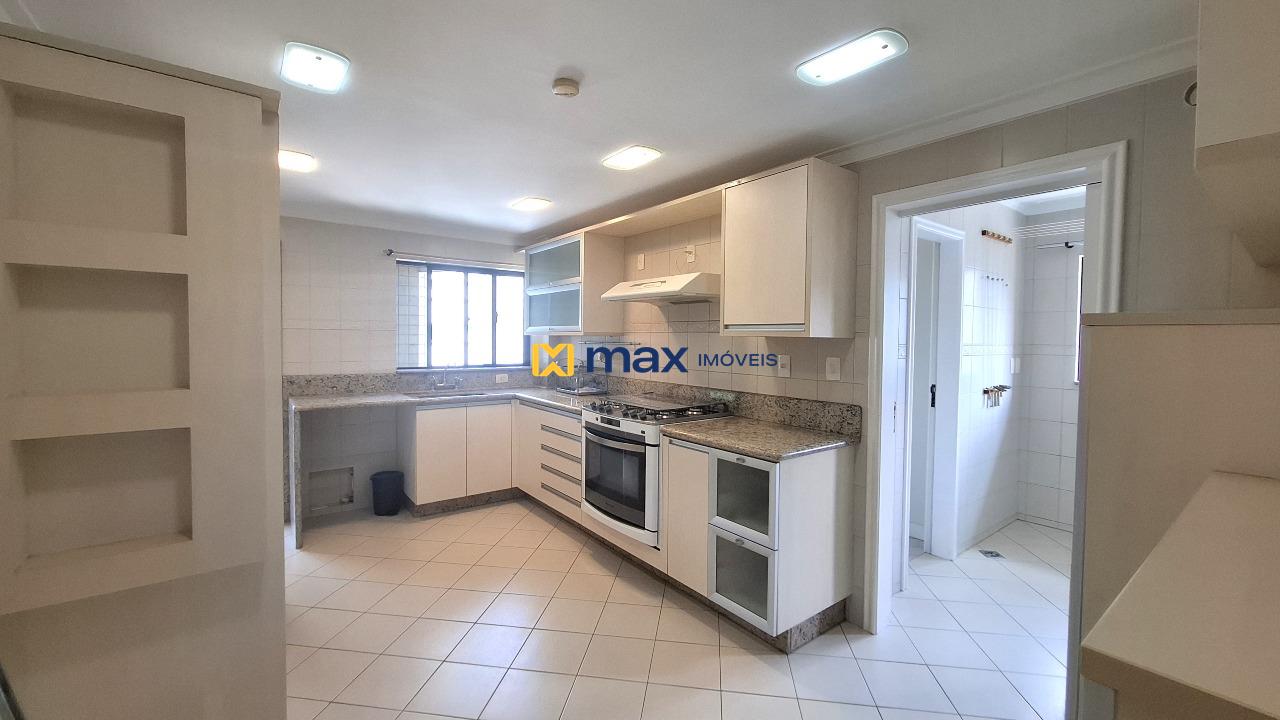 Apartamento para aluguel no Fazenda: Cozinha