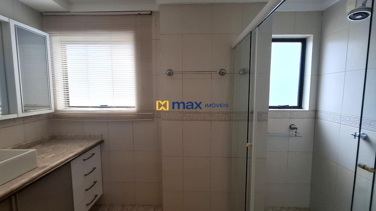 Apartamento para aluguel no Fazenda: Banheiro suíte